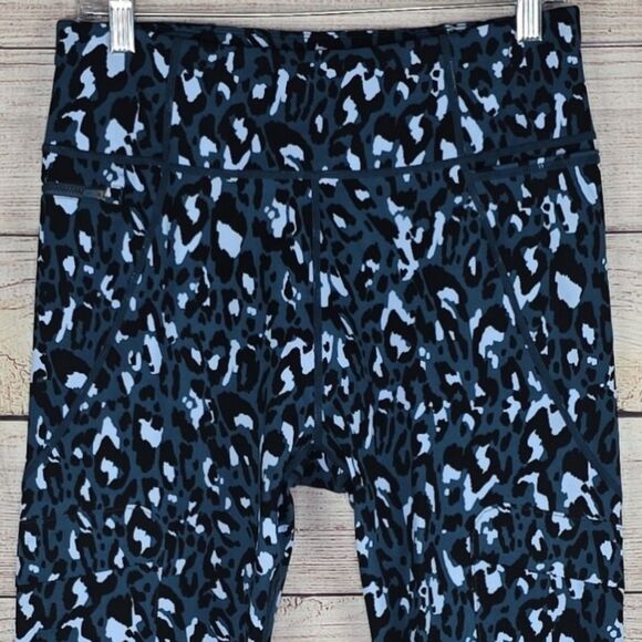 Sweaty Betty x Merrell Ascend Power Cargo Workout Pocket Legging Size 10 Cheetah - Picture 3 of 11